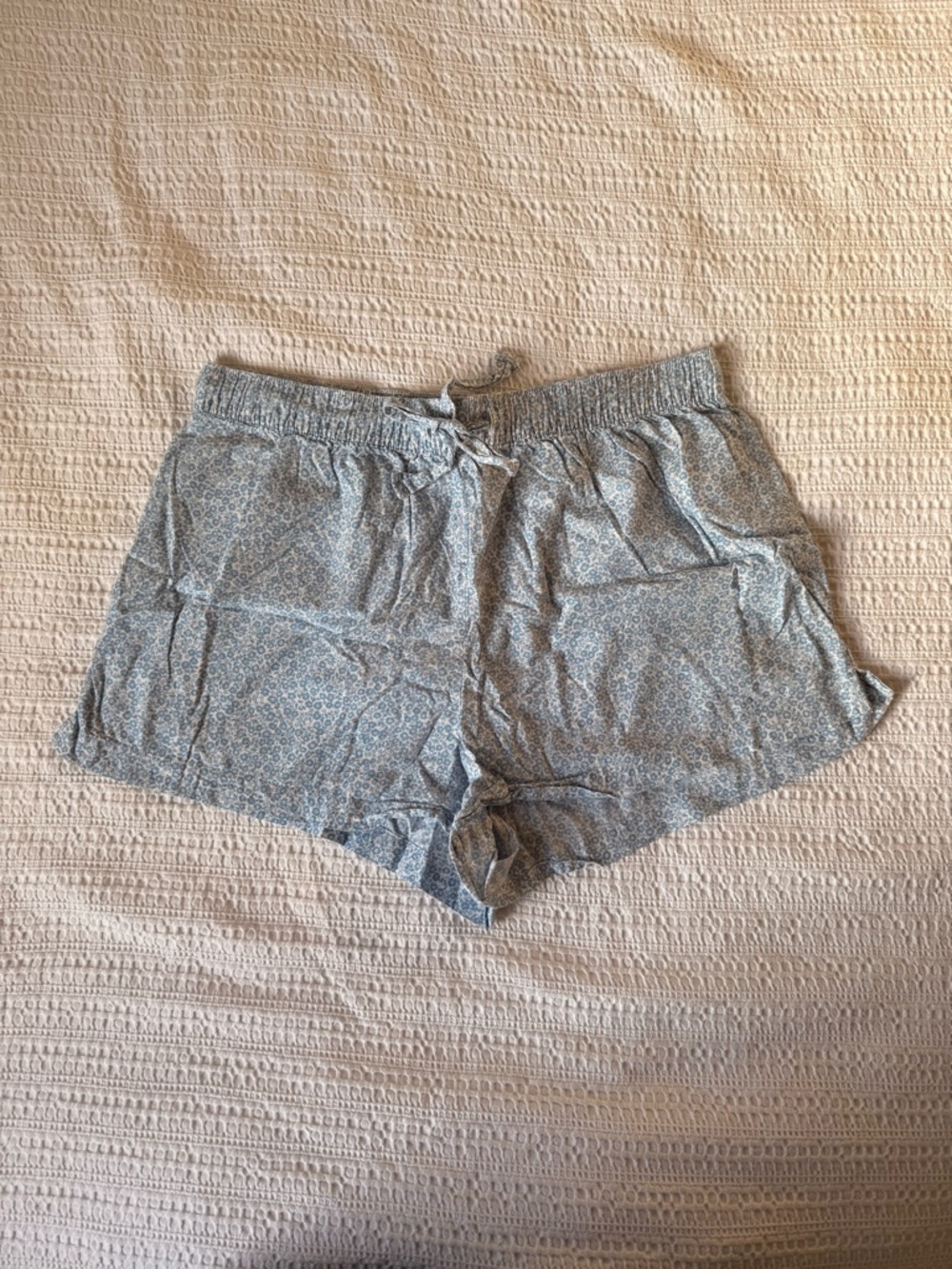 High-Waist Lightweight Printed Lounge Shorts - Light Blue
